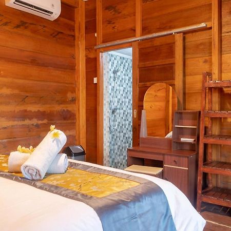 Madeira Inn Villa By Bukit Vista Ped المظهر الخارجي الصورة